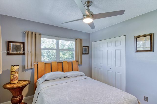 1400 NE 57th Ct 301, Fort Lauderdale, FL 33334