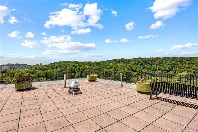 579 W 215 Street 5C, New York (manhattan), NY 10034