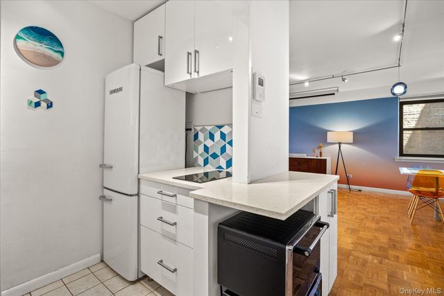 579 W 215 Street 5C, New York (manhattan), NY 10034