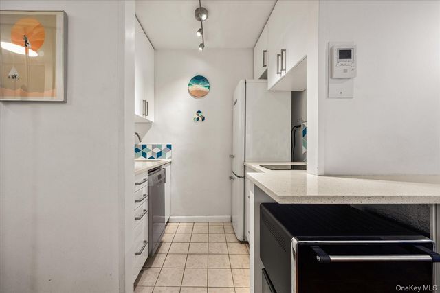 579 W 215 Street 5C, New York (manhattan), NY 10034