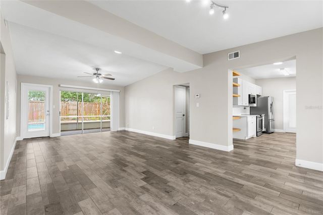 1519 DUNSANY AVENUE, Orlando, FL 32806