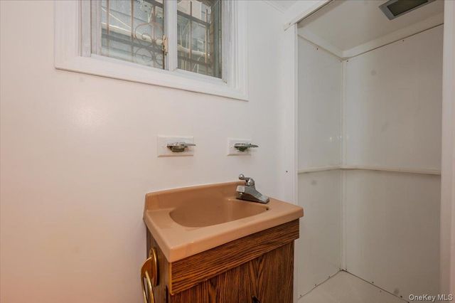 1315 Edwards Avenue, Bronx, NY 10461