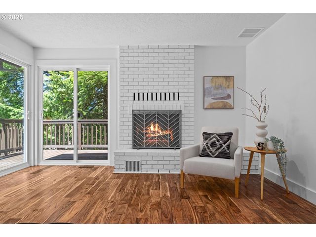 12035 Nw DUMAR Ln, Portland, OR 97229