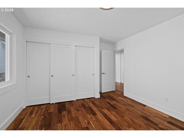 12035 Nw DUMAR Ln, Portland, OR 97229