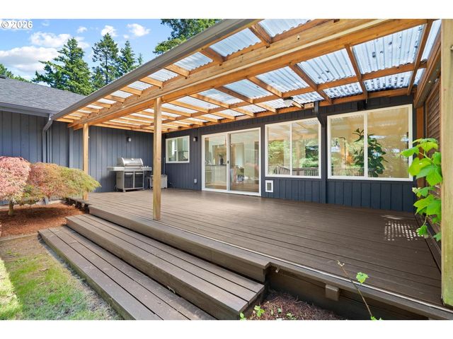12035 Nw DUMAR Ln, Portland, OR 97229