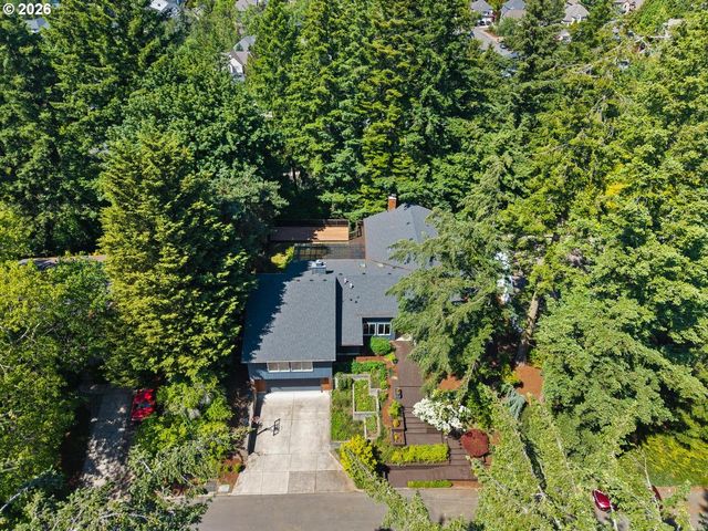 12035 Nw DUMAR Ln, Portland, OR 97229