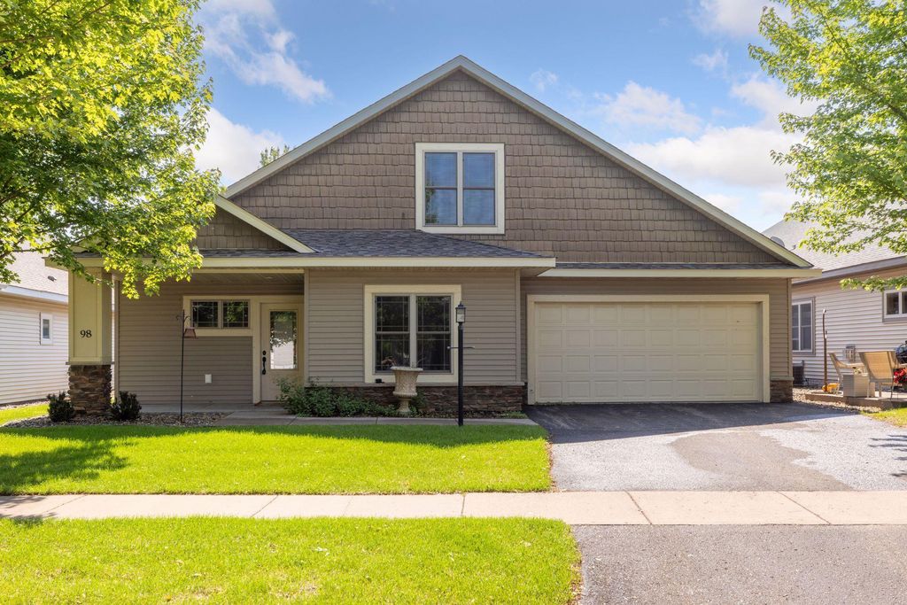 98 Tribute Avenue, Hudson, WI 54016