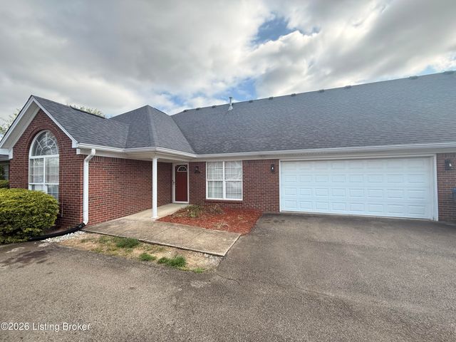 405 Fledge Dr, Louisville, KY 40214