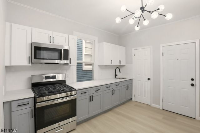 23 Highland Ter, Irvington Twp., NJ 07111