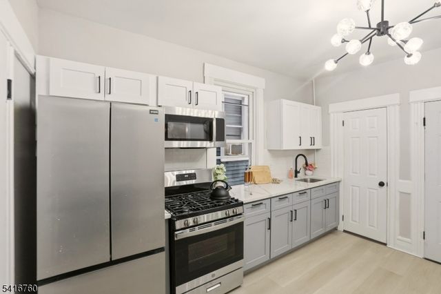 23 Highland Ter, Irvington Twp., NJ 07111