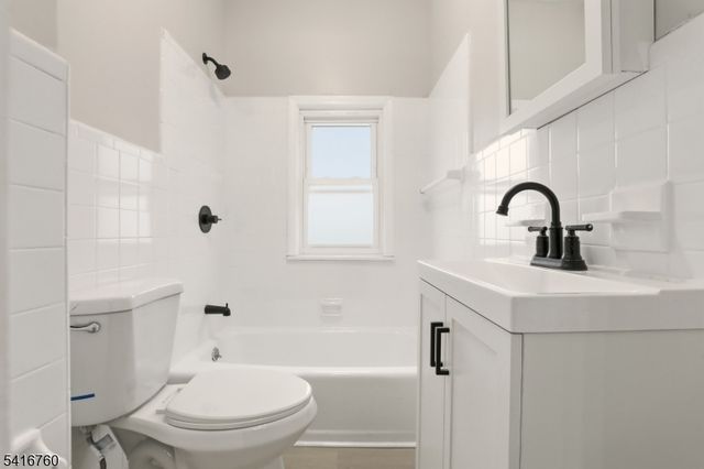 23 Highland Ter, Irvington Twp., NJ 07111