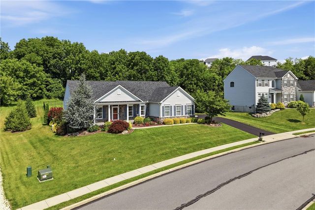 4912 Reston Drive, Forks Twp, PA 18040