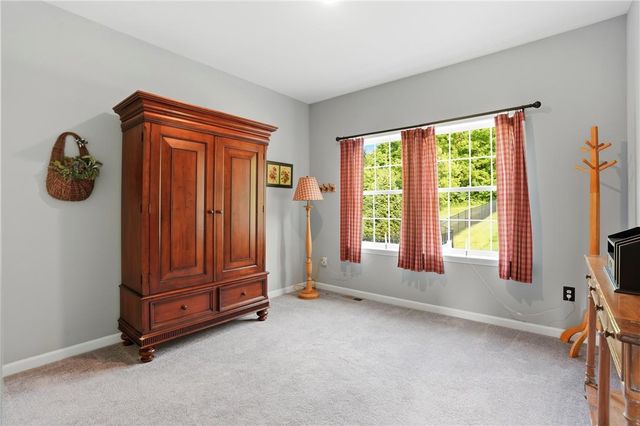 4912 Reston Drive, Forks Twp, PA 18040