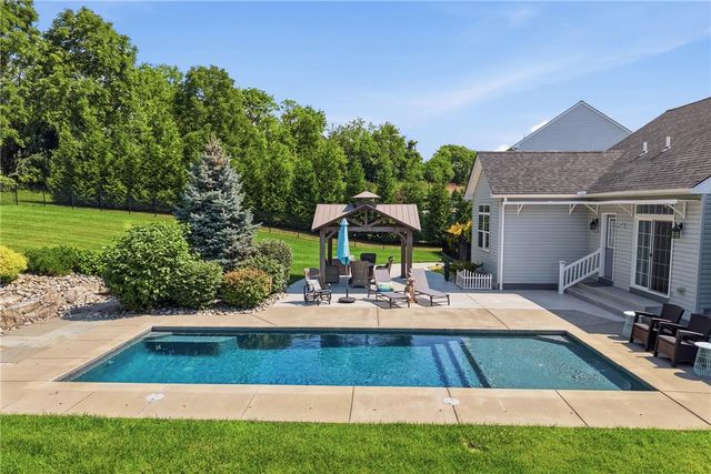 4912 Reston Drive, Forks Twp, PA 18040