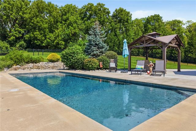4912 Reston Drive, Forks Twp, PA 18040