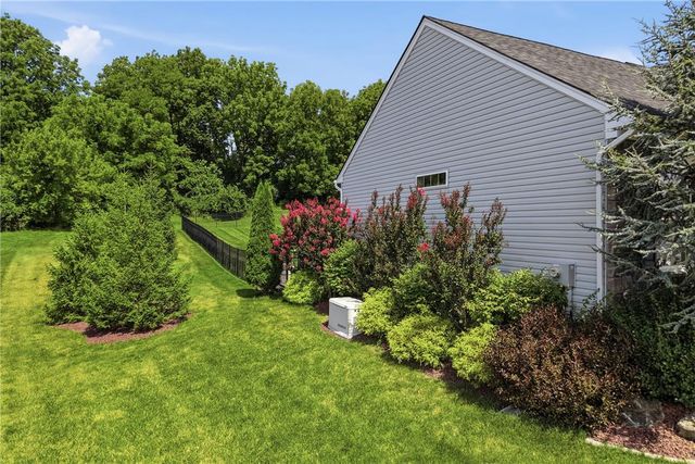4912 Reston Drive, Forks Twp, PA 18040