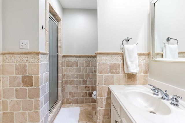 623 Hickory Ridge Drive, Shenandoah, TX 77381