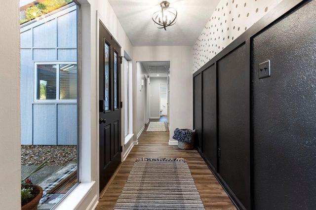 623 Hickory Ridge Drive, Shenandoah, TX 77381