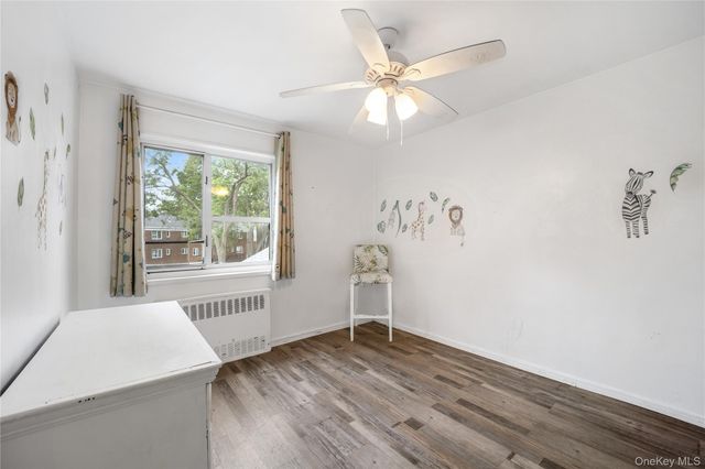 224-02 Stronghurst Avenue 208, Queens Village, NY 11427