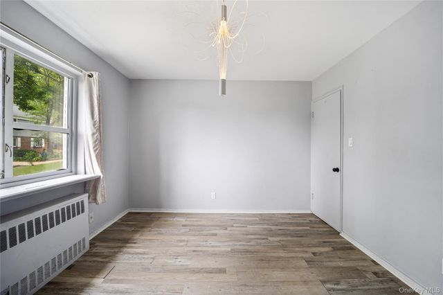 224-02 Stronghurst Avenue 208, Queens Village, NY 11427