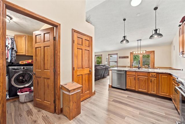 800 Autumn Court, Trenton, OH 45067