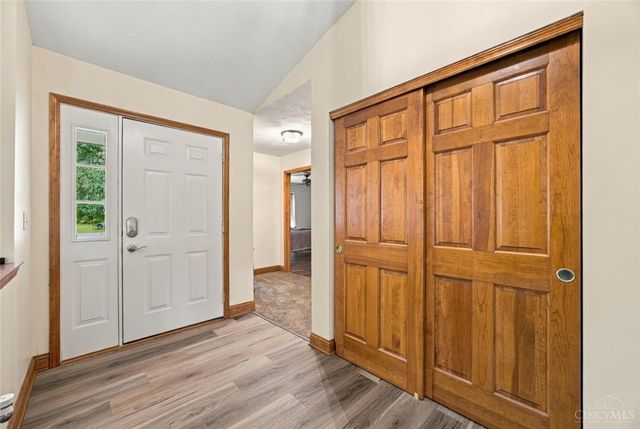 800 Autumn Court, Trenton, OH 45067