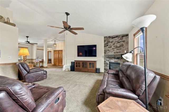 800 Autumn Court, Trenton, OH 45067
