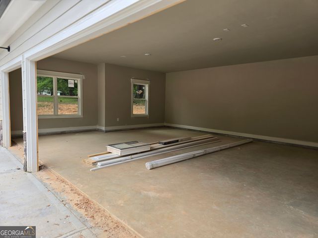 3805 Hutcheson Ferry Road, Whitesburg, GA 30185
