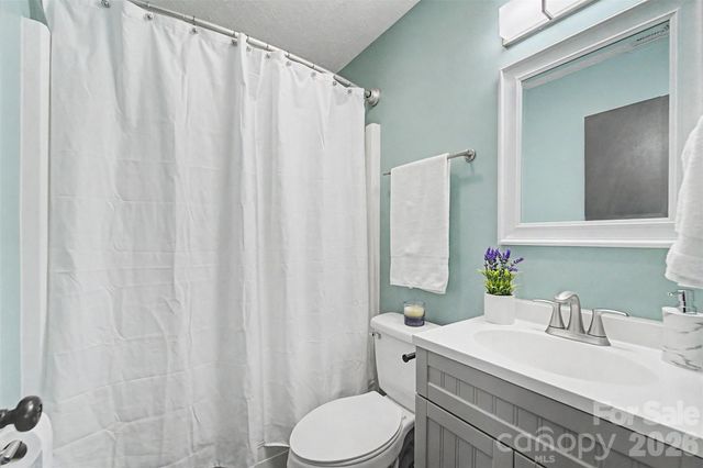 160 Canter Lane, Sylva, NC 28779