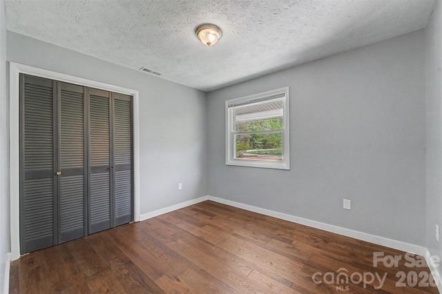 160 Canter Lane, Sylva, NC 28779