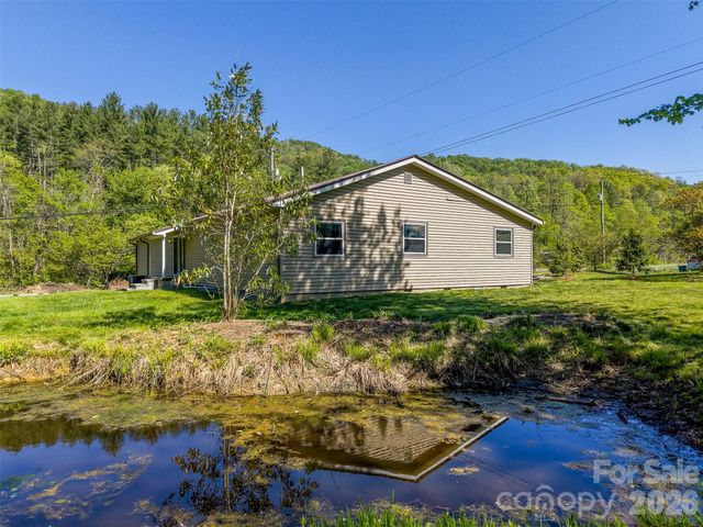 160 Canter Lane, Sylva, NC 28779