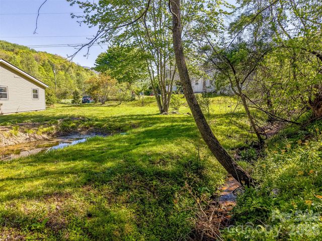 160 Canter Lane, Sylva, NC 28779