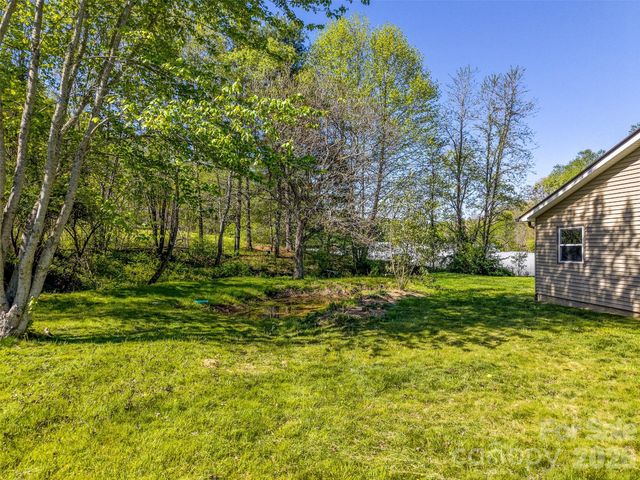 160 Canter Lane, Sylva, NC 28779