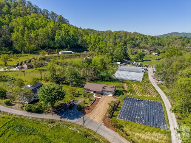 160 Canter Lane, Sylva, NC 28779