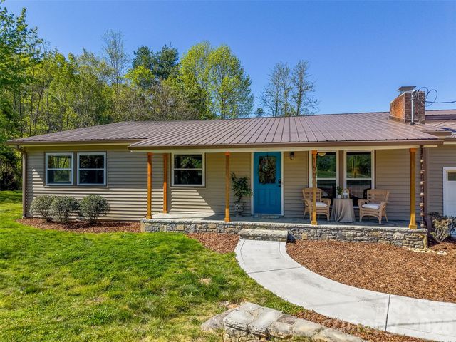 160 Canter Lane, Sylva, NC 28779