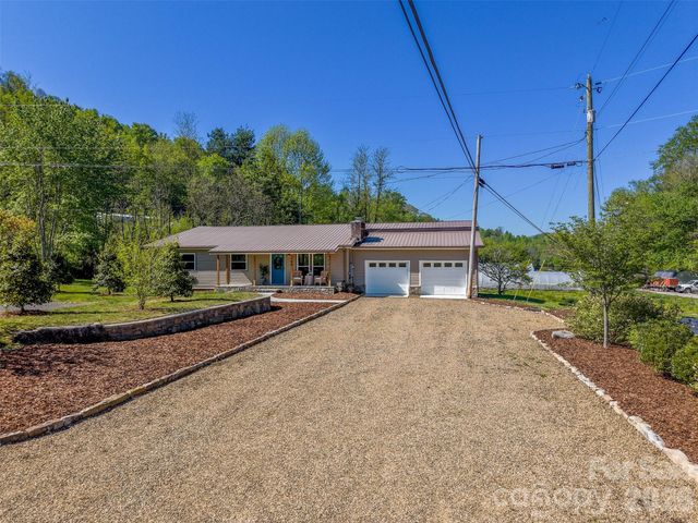 160 Canter Lane, Sylva, NC 28779