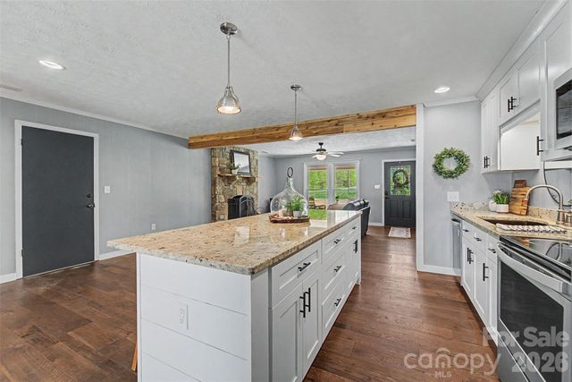 160 Canter Lane, Sylva, NC 28779