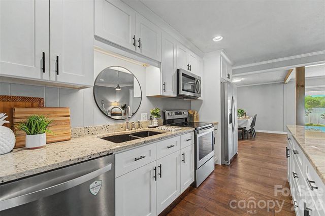 160 Canter Lane, Sylva, NC 28779