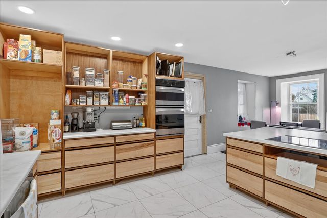 628 Buchanan Street, Belvidere, IL 61008