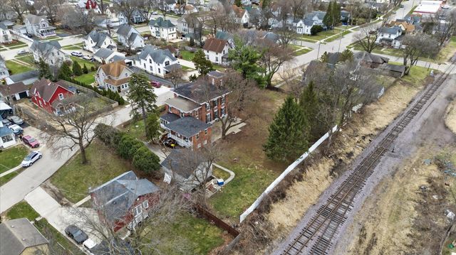 628 Buchanan Street, Belvidere, IL 61008