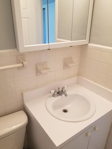 5227 SW 94th Avenue, Cooper City, FL 33328