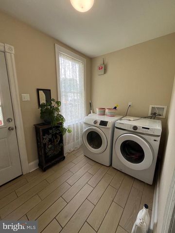 213 ARDMORE AVE, Ardmore, PA 19003