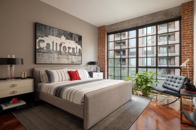 500 W Harbor 1601, San Diego, CA 92101