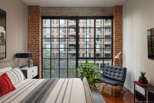 500 W Harbor 1601, San Diego, CA 92101