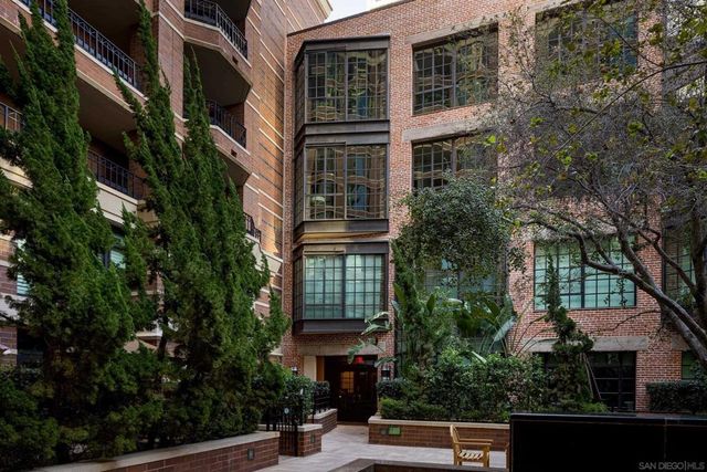 500 W Harbor 1601, San Diego, CA 92101