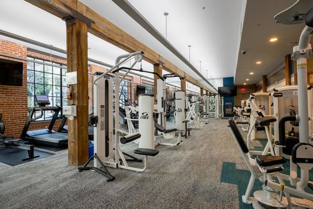 500 W Harbor 1601, San Diego, CA 92101