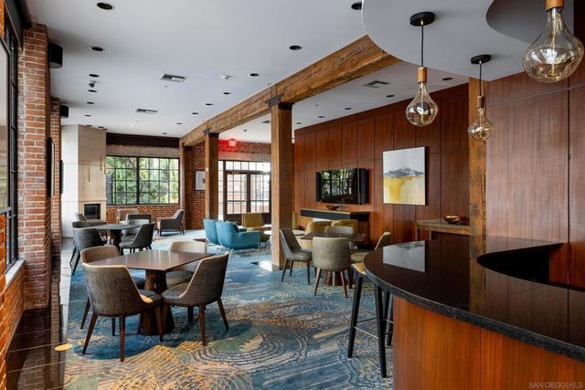 500 W Harbor 1601, San Diego, CA 92101