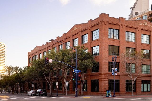 500 W Harbor 1601, San Diego, CA 92101