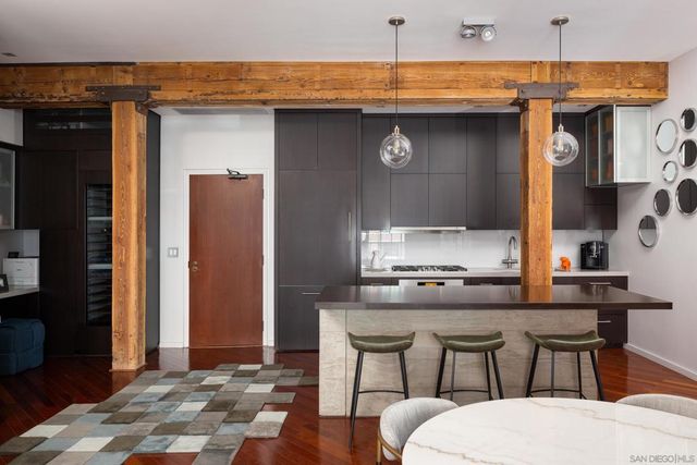 500 W Harbor 1601, San Diego, CA 92101