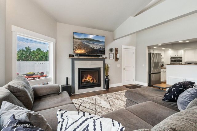450 E MILES AVE, Hayden, ID 83835